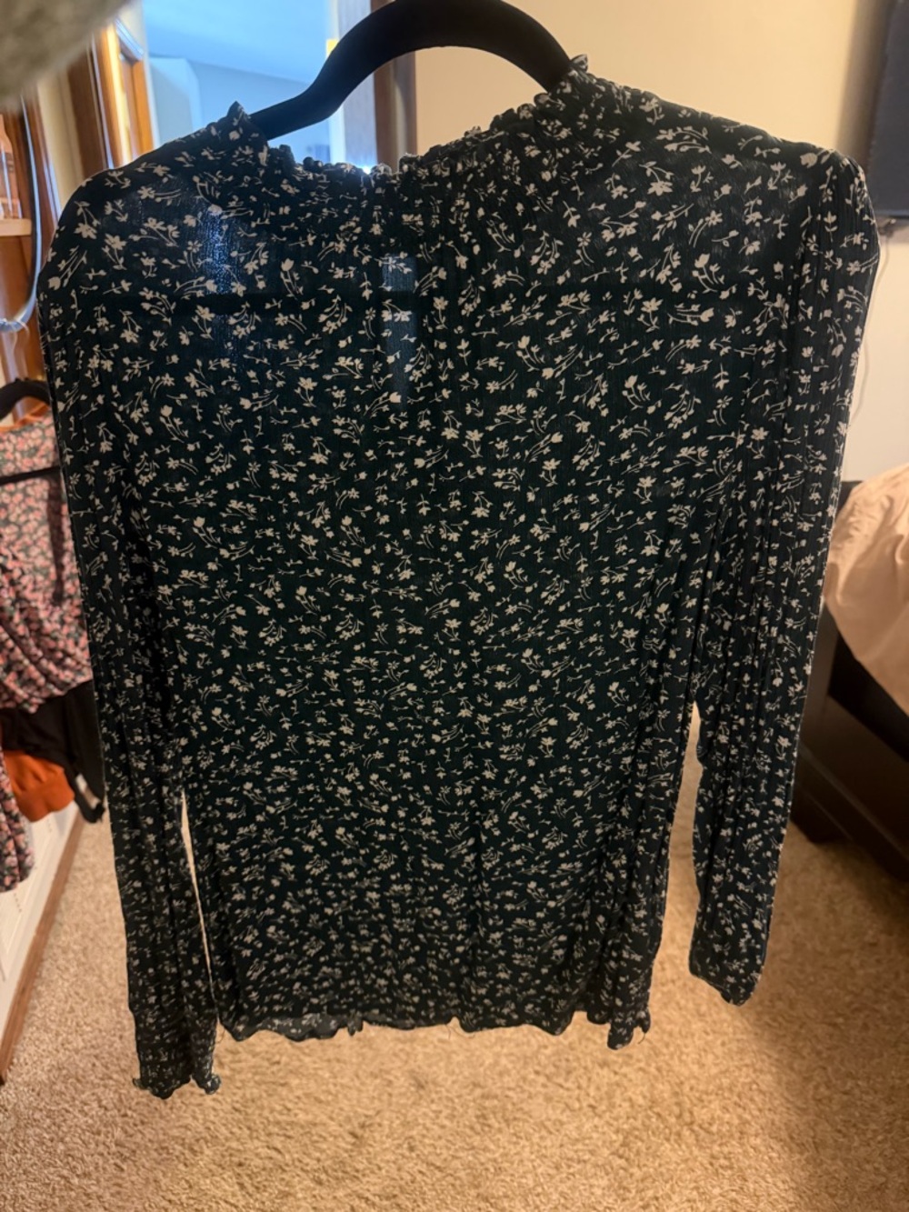 Women’s Floral Long-Sleeve Smocked Neck Blouse